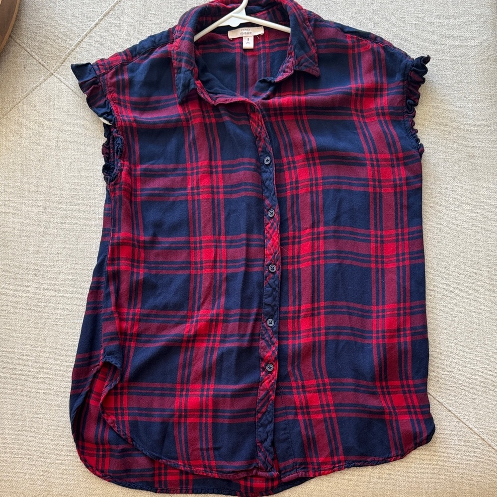Como Vintage Red & Navy Plaid Sleeveless Button-Down Shirt